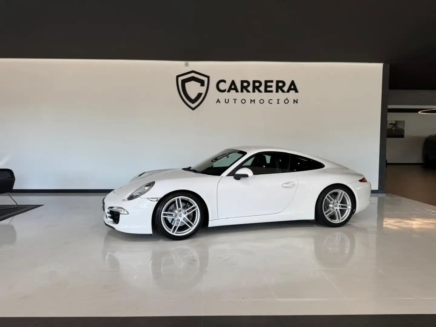 Porsche 991 Carrera Coupé Blanco - 1