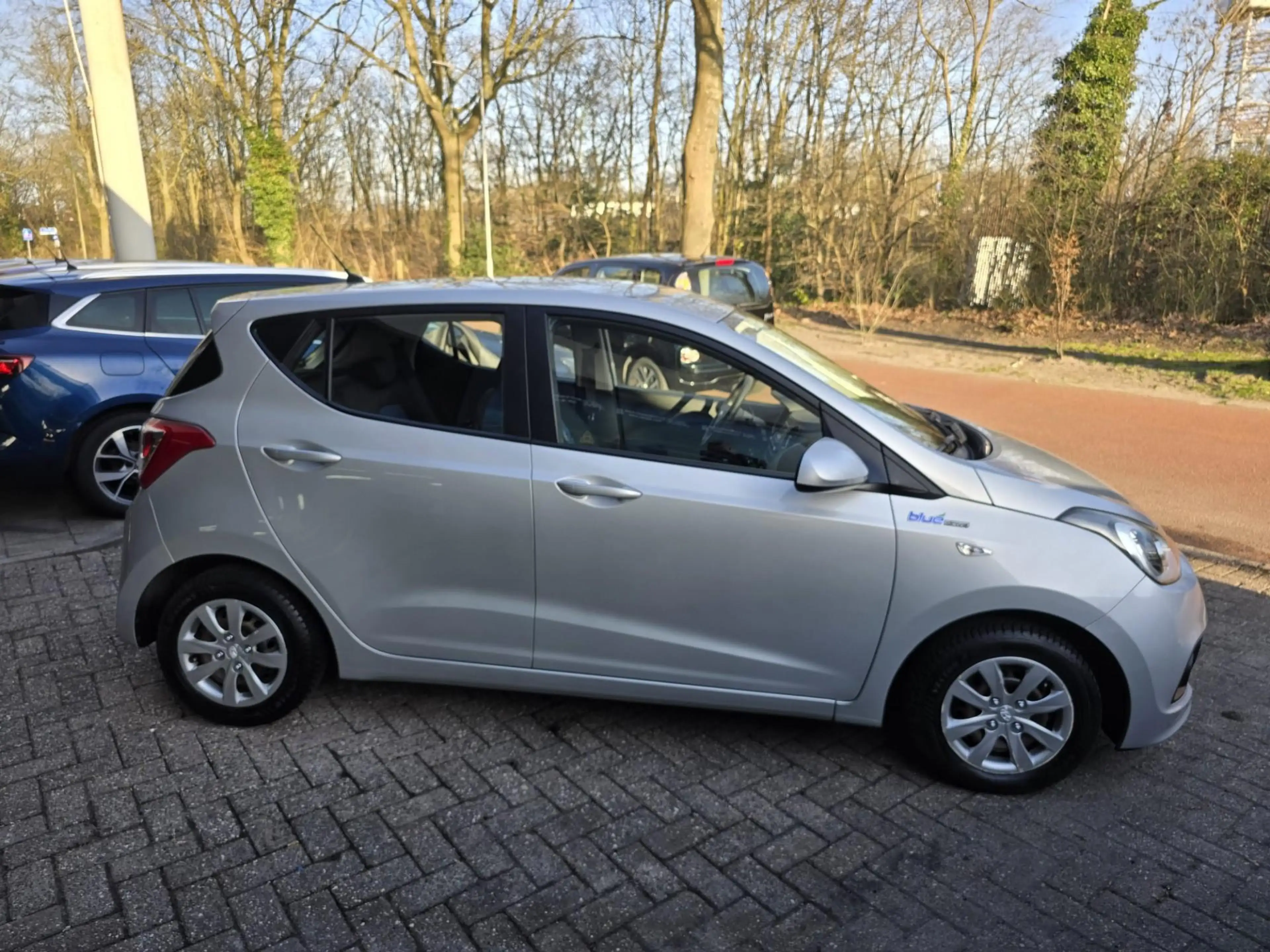Hyundai i10 1.0i i-Motion Comfort | 2E EIGENAAR | 12MND GARANT — photo 4