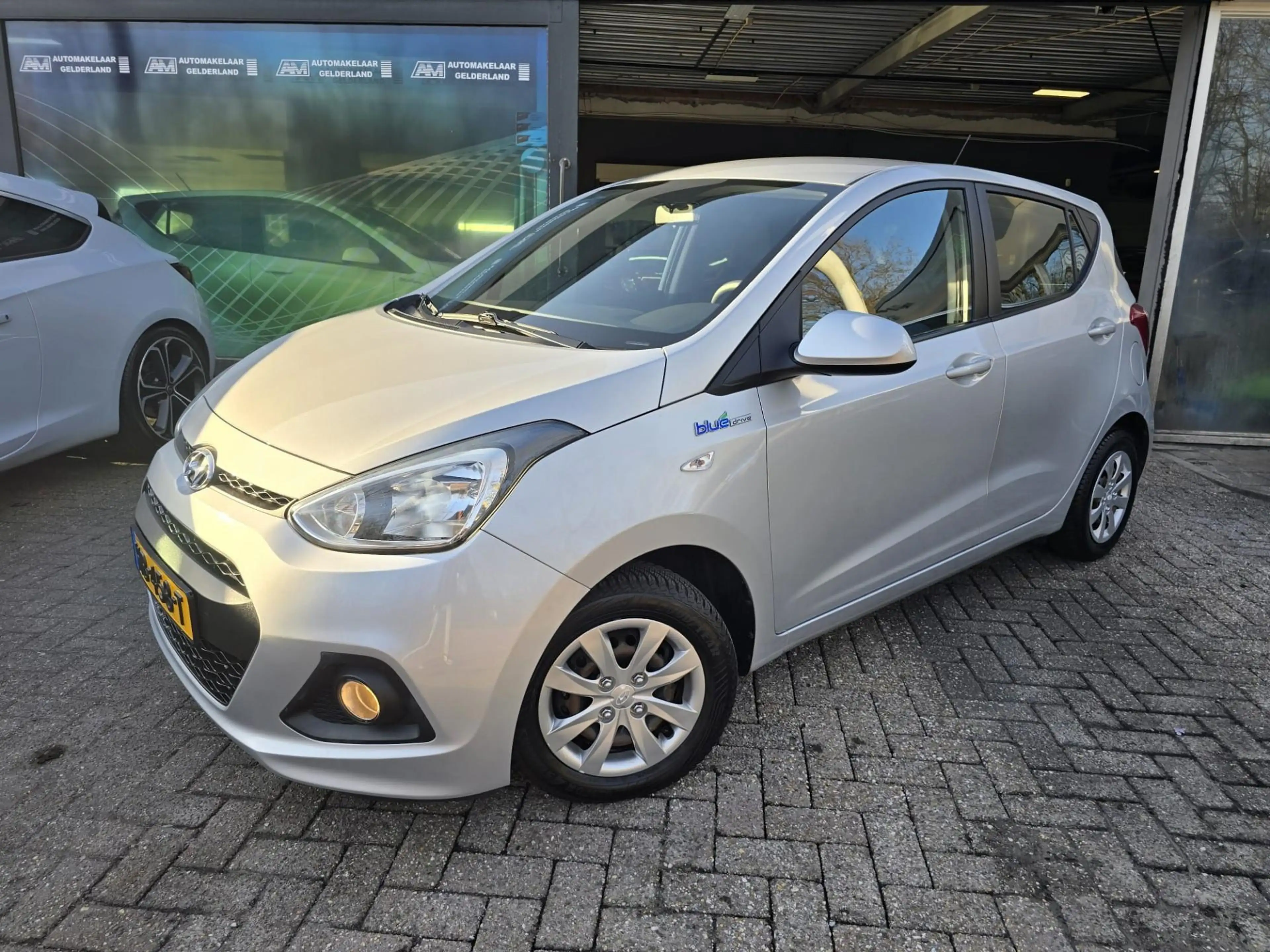 Hyundai i10 1.0i i-Motion Comfort | 2E EIGENAAR | 12MND GARANT