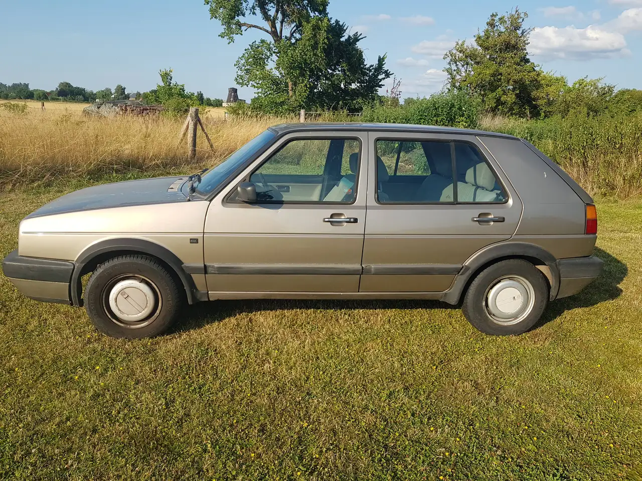 Volkswagen Golf GL, foto 2