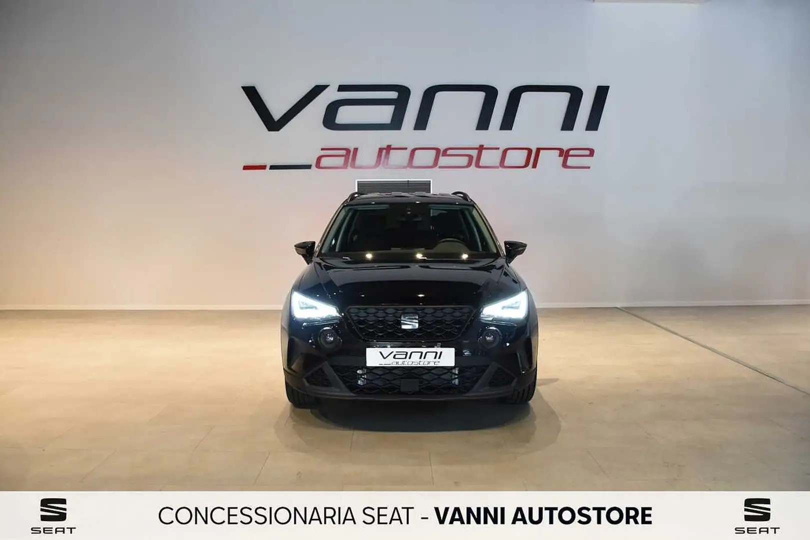SEAT Arona 1.0 EcoTSI Black Edition - TAN 6,99% entro 12/2025 Zwart - 2