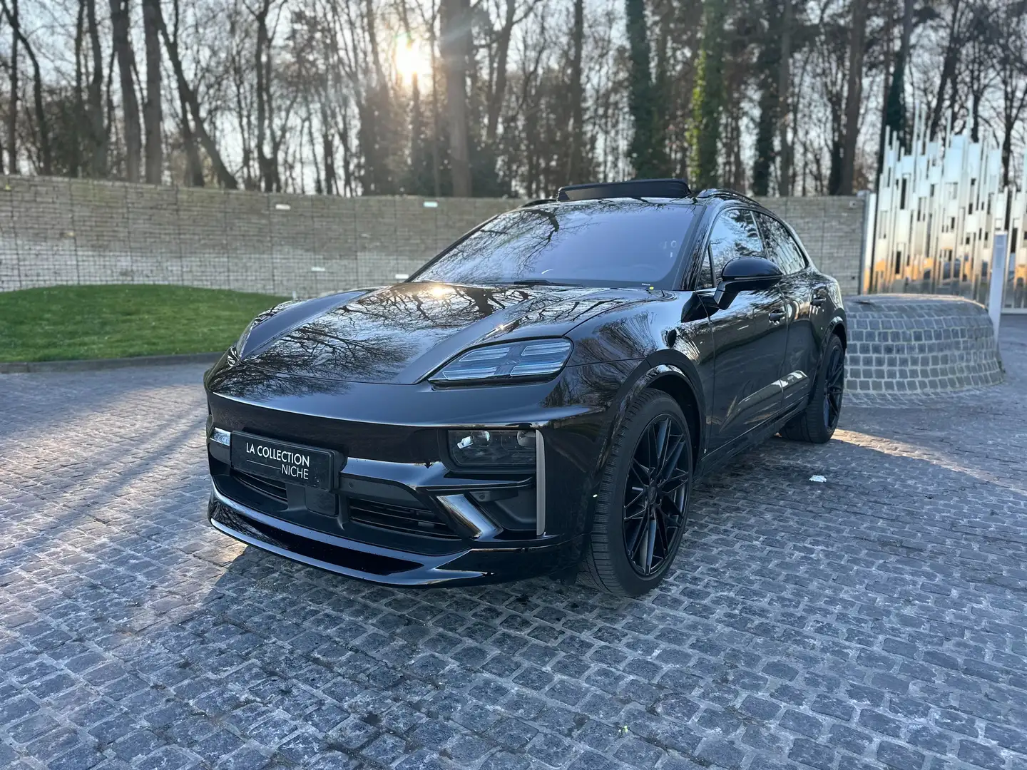 Porsche Macan Turbo - ACC/BURMESTER/PASS DISPLAY Noir - 2