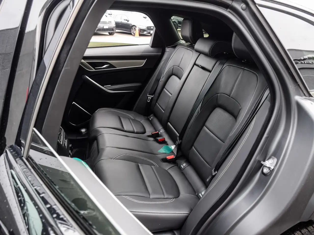 Jaguar F-Pace снимка Jaguar F-Pace