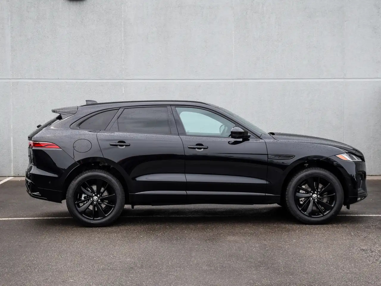 Jaguar F-Pace снимка Jaguar F-Pace