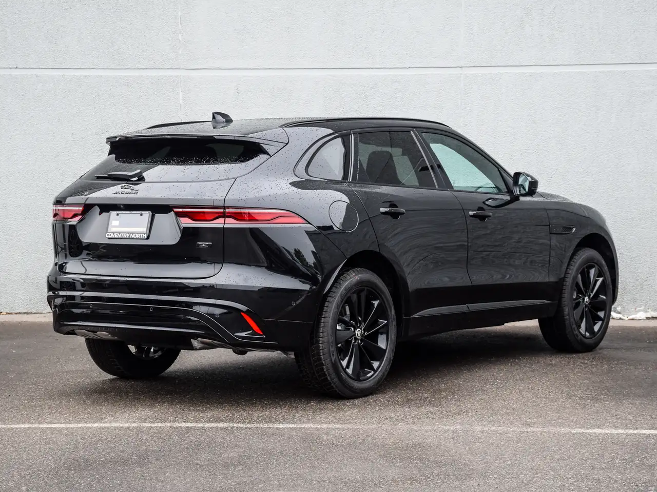 Jaguar F-Pace снимка Jaguar F-Pace