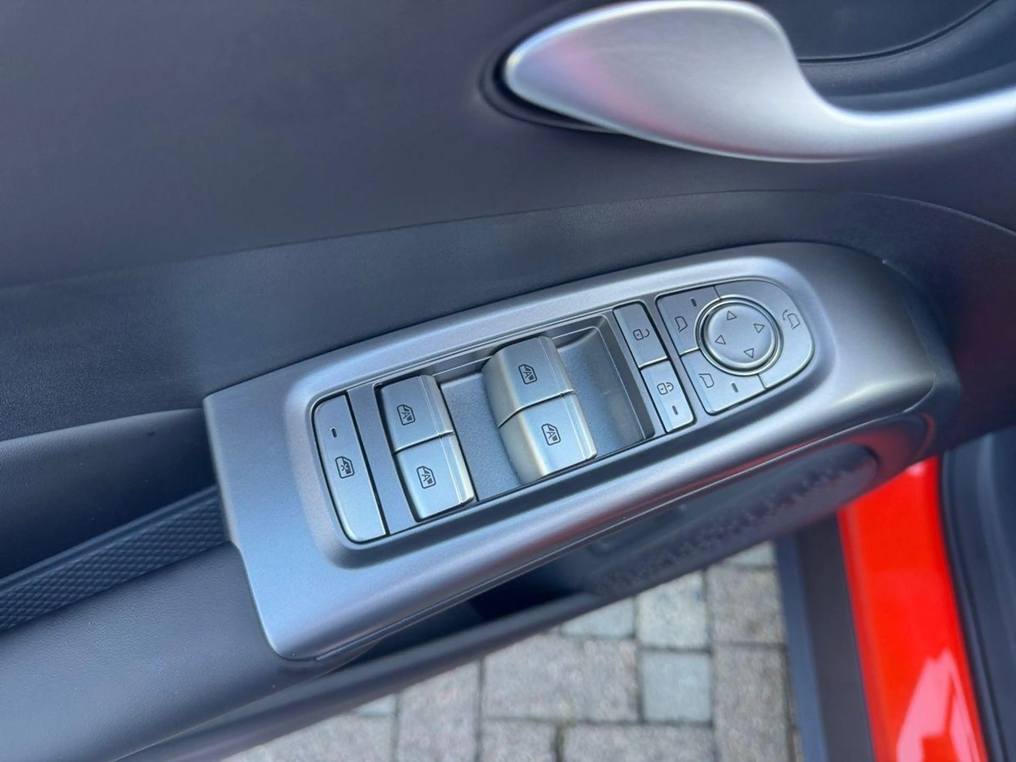 BYD Dolphin G 1.5 DM-i PHEV 156 kW Comfort — photo 15