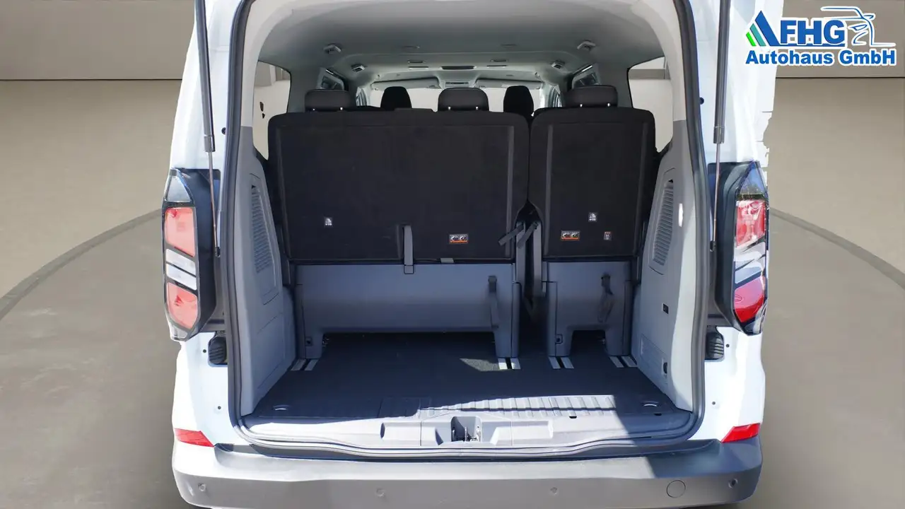 Ford Tourneo Custom 2026 — фото 15