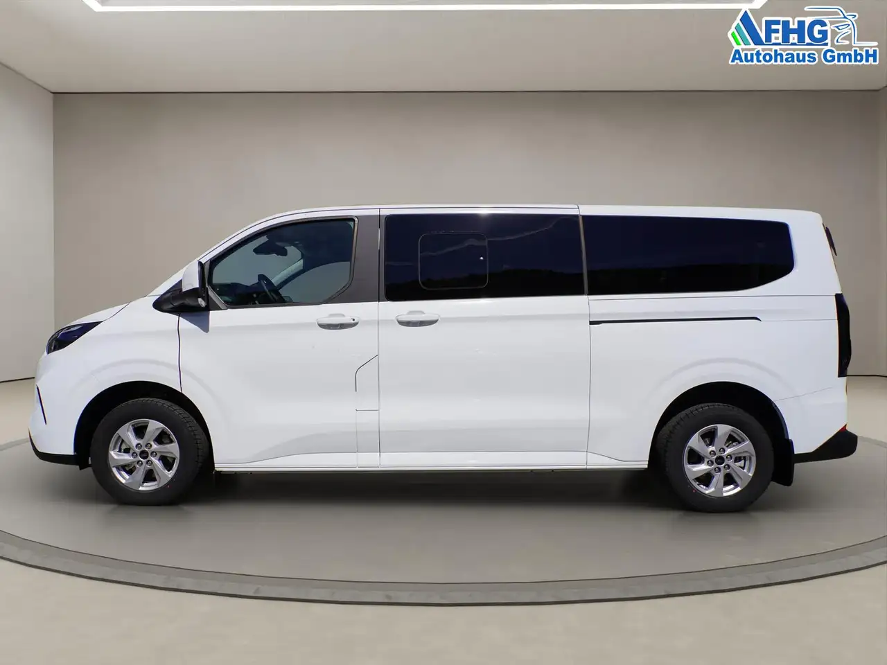 Ford Tourneo Custom 2026