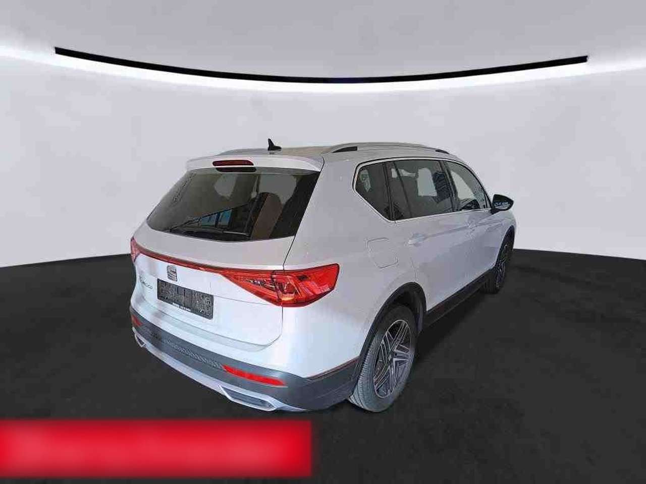 SEAT-Tarraco-1.5 TSI DSG Xcellence NAVI LED STANDHZ 19