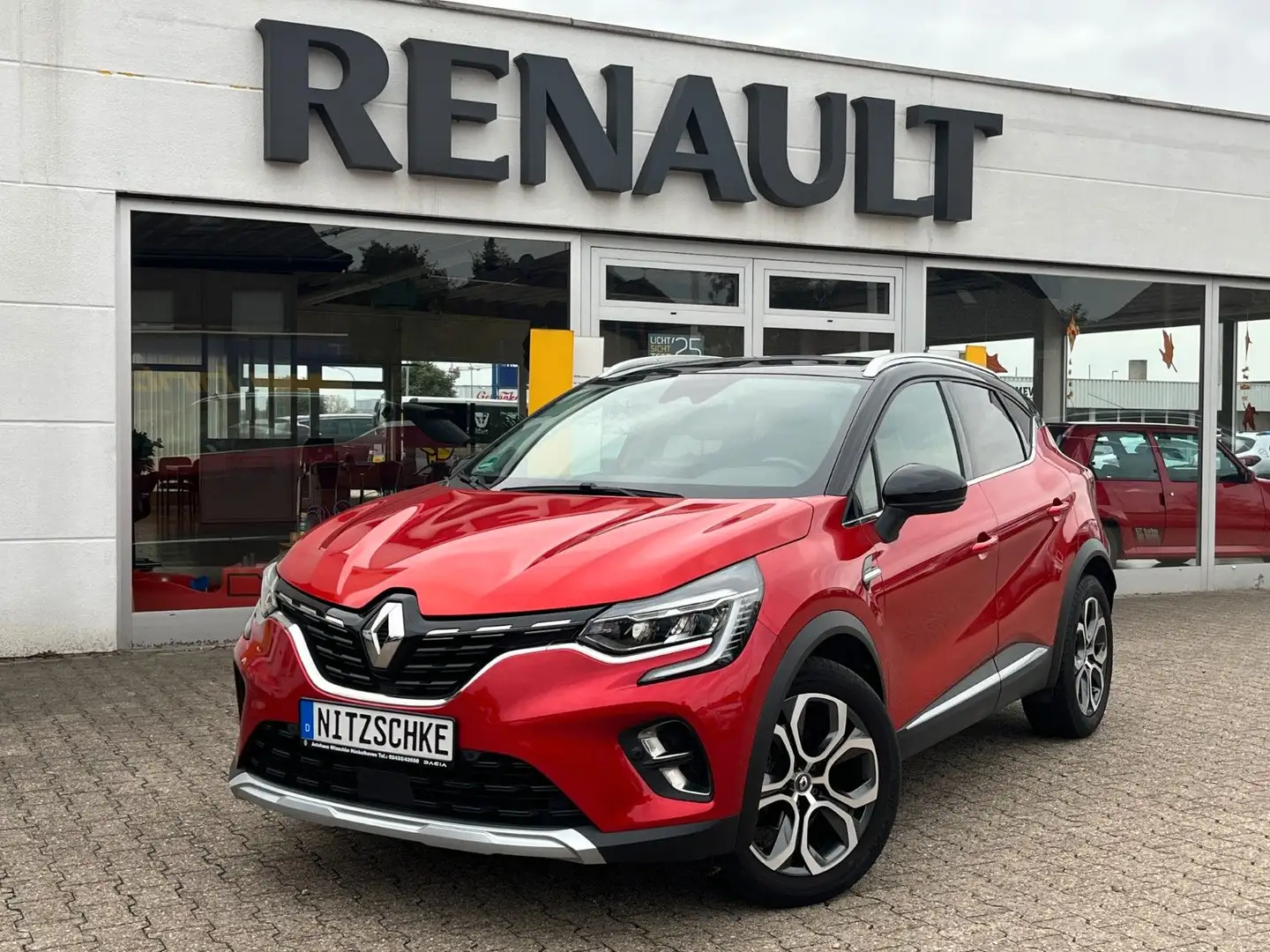 Renault Captur II Edition One (AUTOMATIK, 8 RÄDER) Rouge - 1