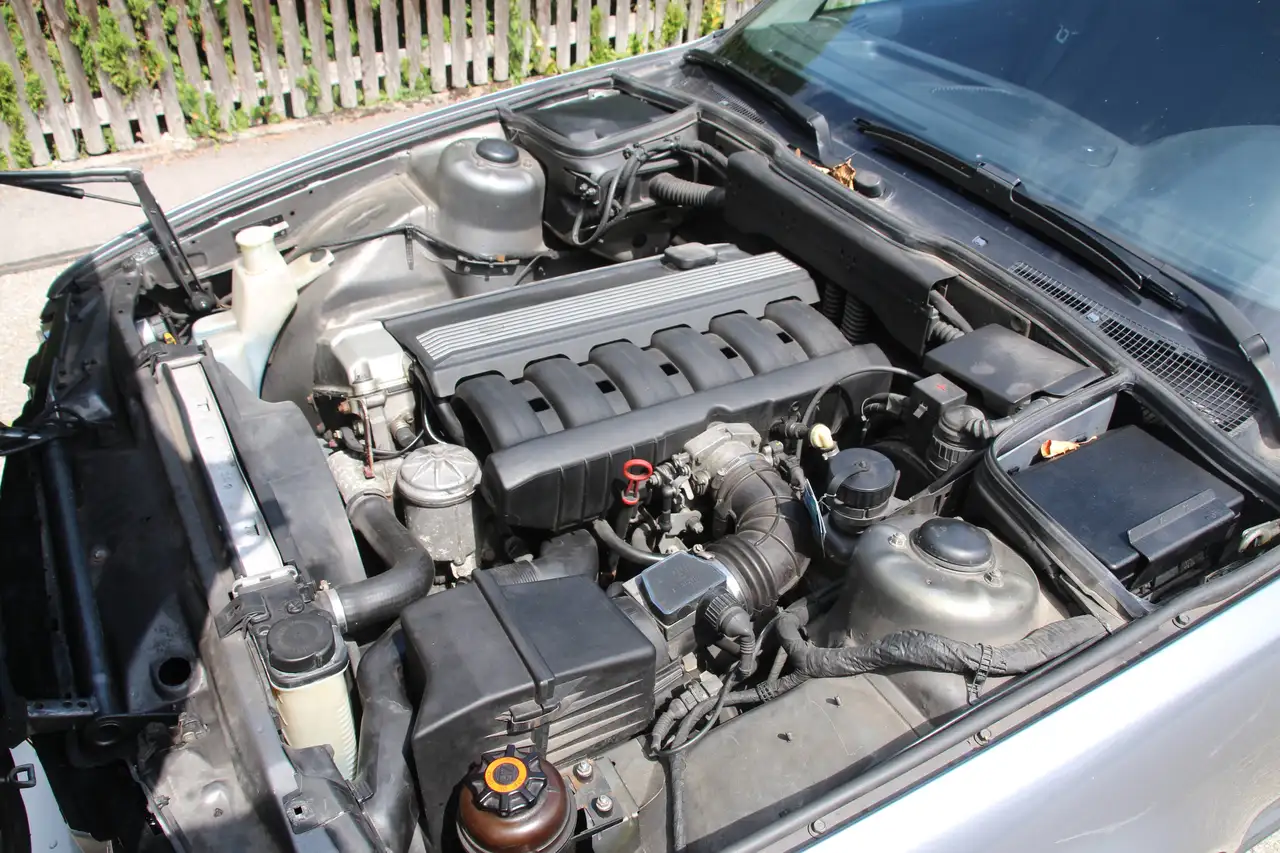 BMW 525 5er 525i 24V, foto 11