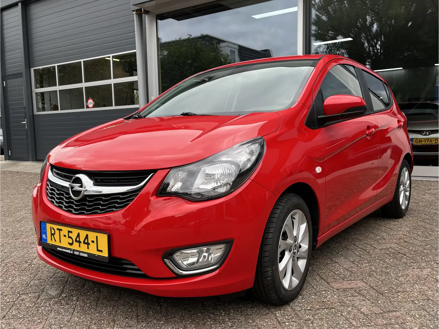 Opel Karl 1.0 ecoFLEX Innovation Automaat, Carplay, Cruise, Rood - 1