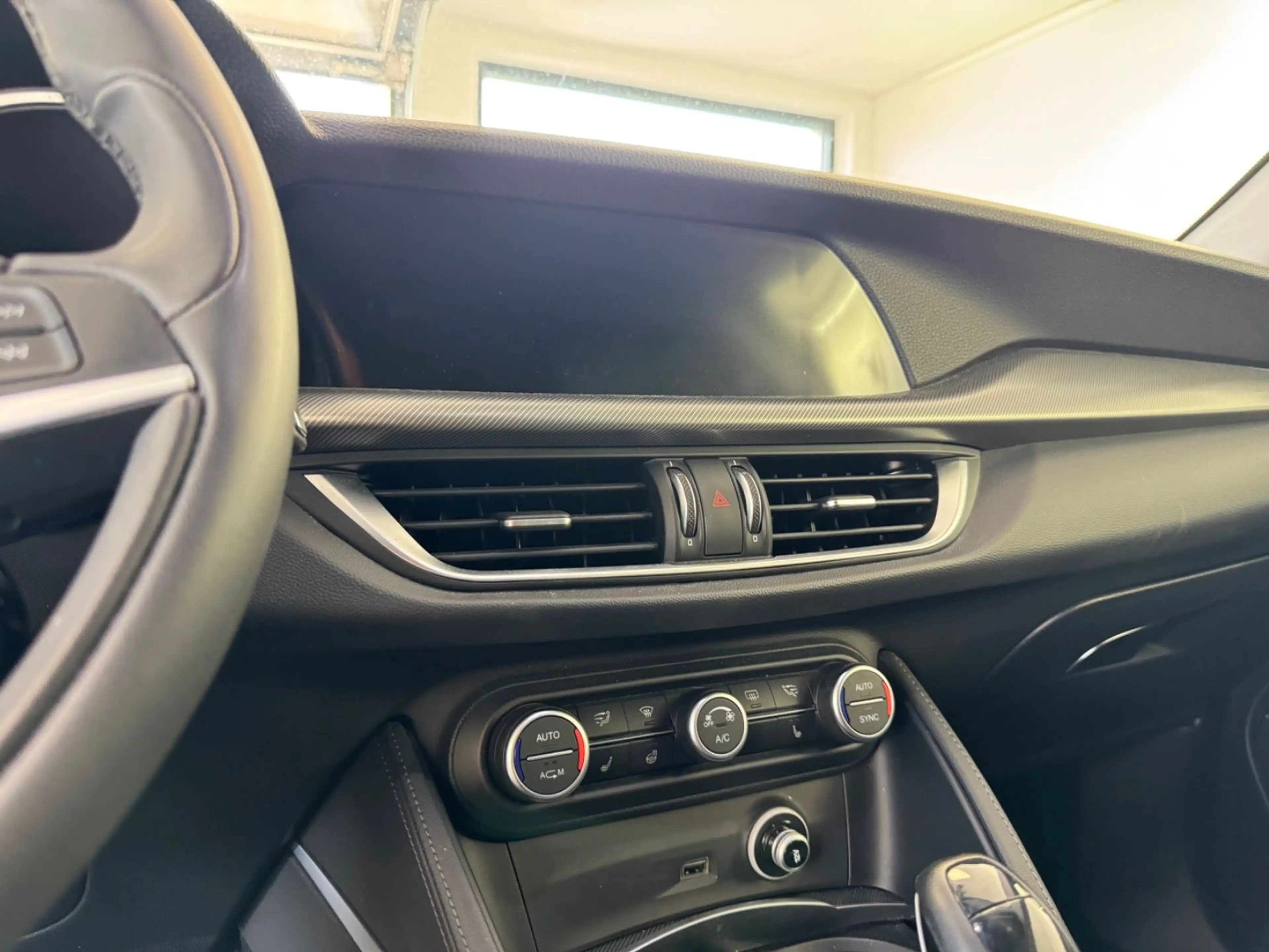Alfa Romeo Stelvio 2.2 Diesel Super AWD*Kamera*Teilleder*SH — photo 14