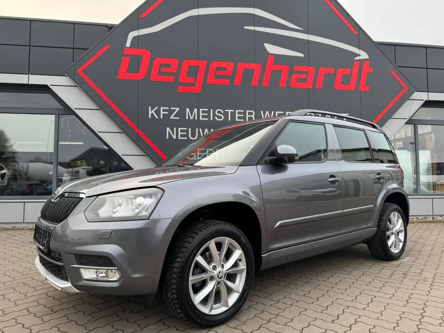 Skoda Yeti Drive DSG Bi- Xenon Kamera Grau - 1
