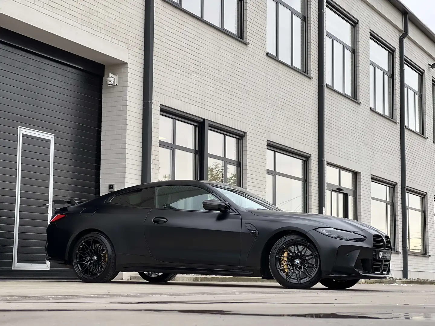 BMW M4 6v. MANUAL \ M-RACETRACK-PACKAGE/CERAMIC/CARBON \ Negro - 1
