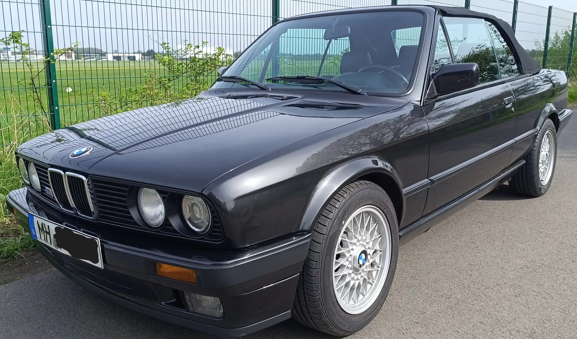 BMW 318 318i Zwart - 1