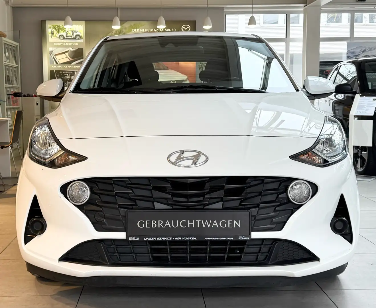 Hyundai i10 Select Sitzheizung Lenkradheizung Einparkhilfe Weiß - 2