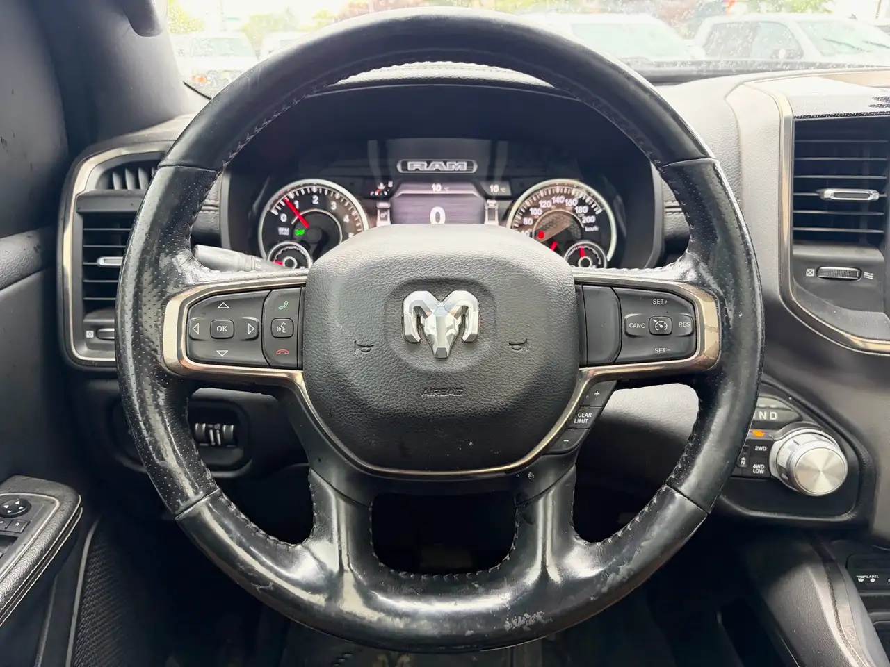 RAM 1500 снимка RAM 1500