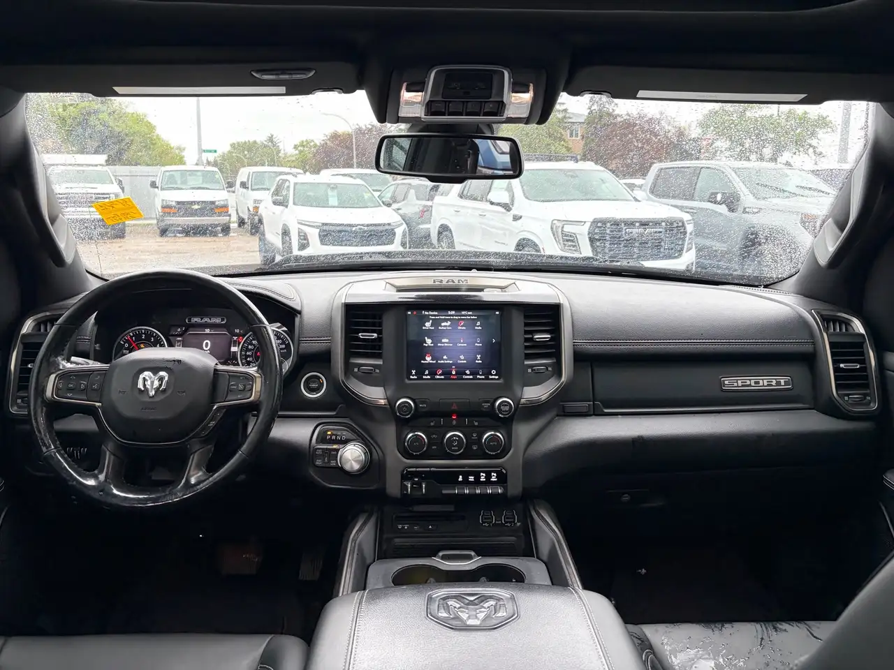RAM 1500 снимка RAM 1500
