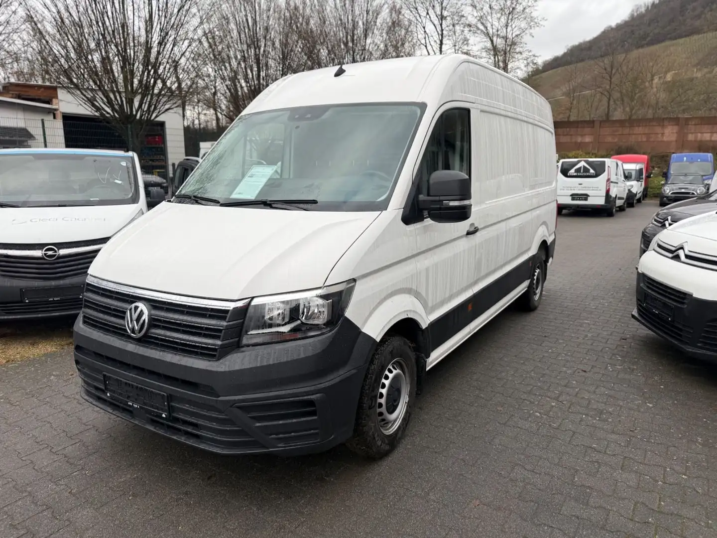 Volkswagen Crafter 2,0 TDI L3H3 1.Hd/Hu/Insp Blanc - 1