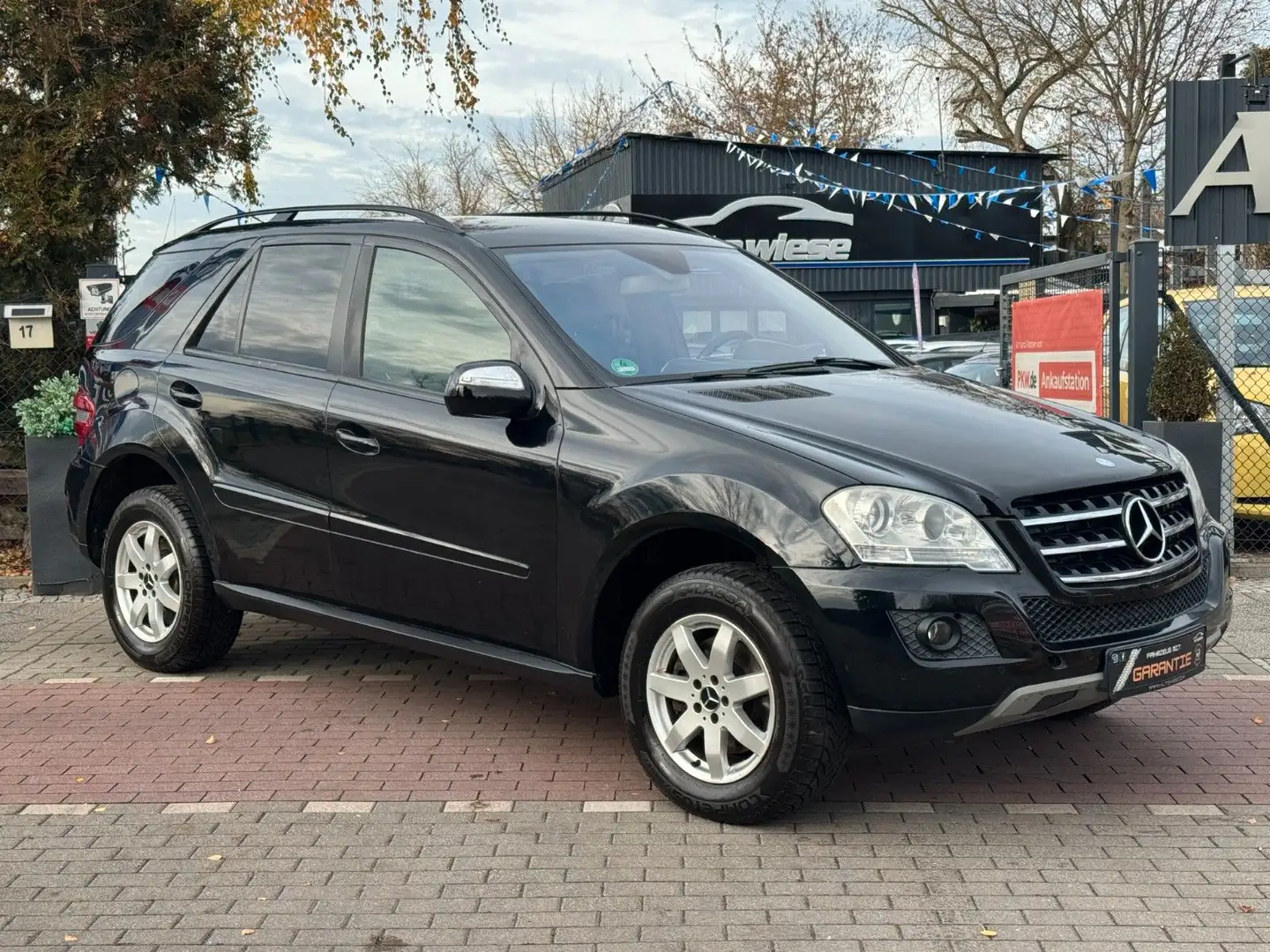 Mercedes-Benz ML 280 CDI 4Matic Aut*Nav*Kam*Leder*Temp*FACELIFT Noir - 1