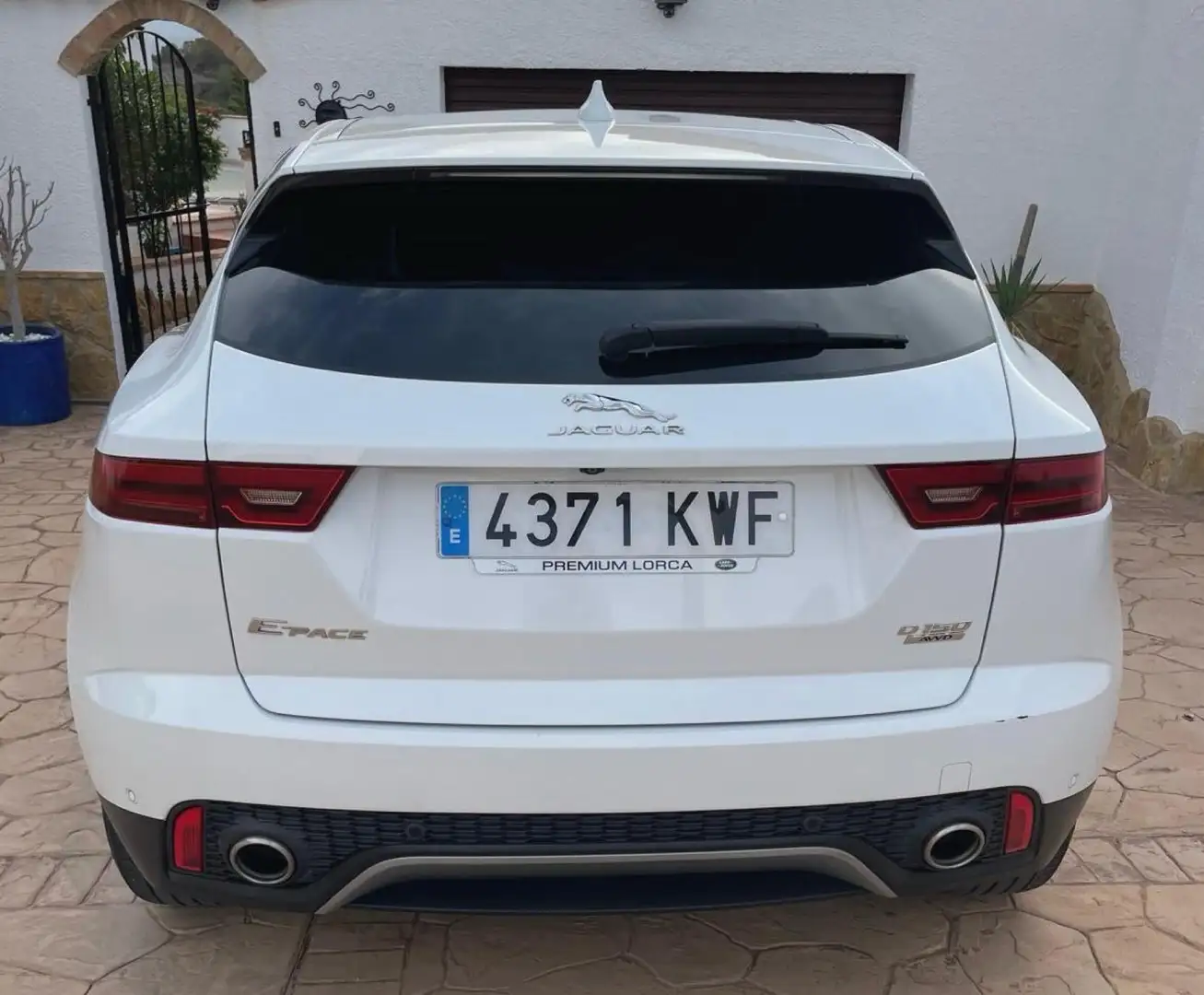 Jaguar E-Pace 2.0D I4 HSE AWD Aut. 150 - 2
