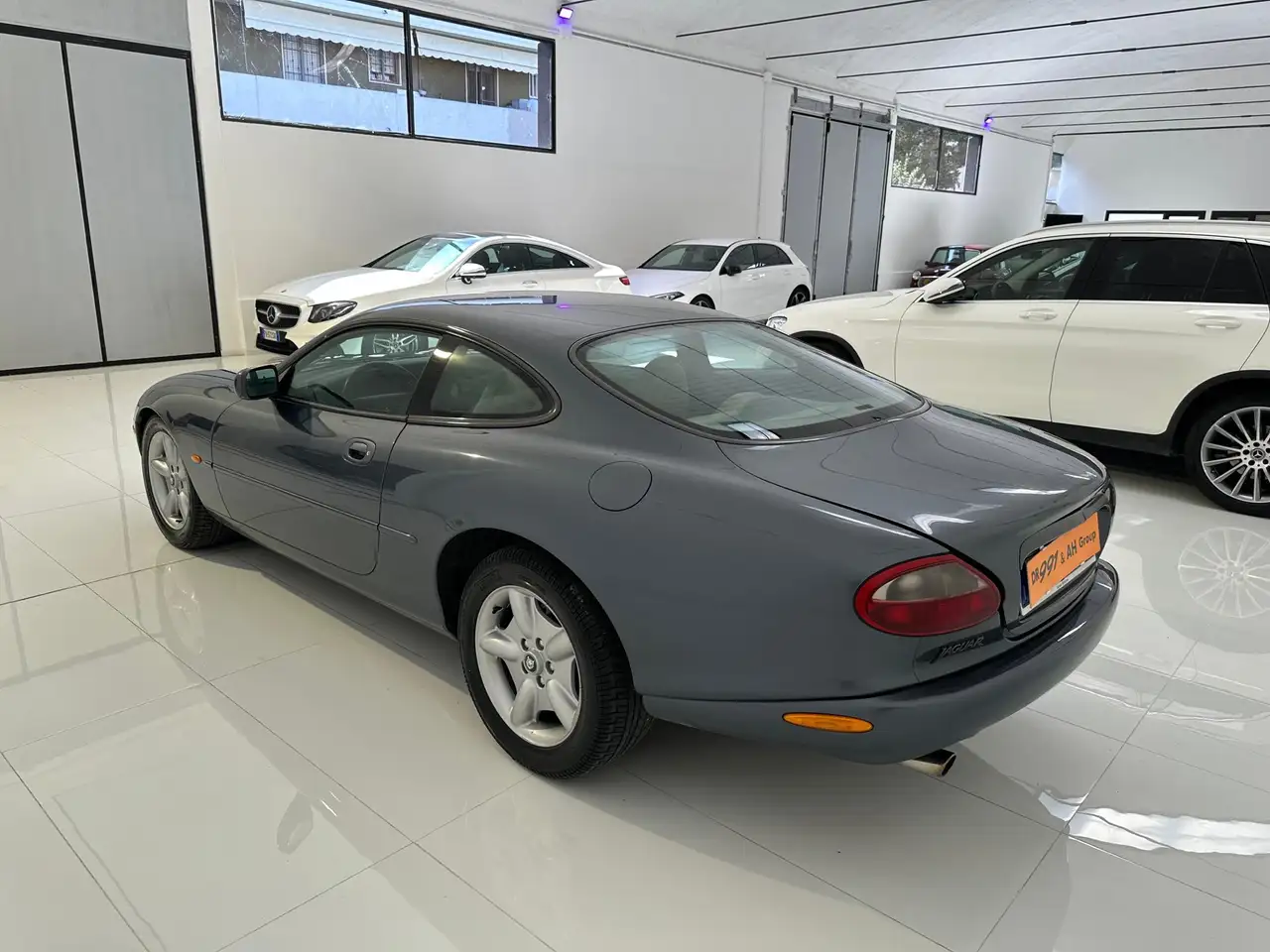 Jaguar XK8 Coupe 4.0, foto 4