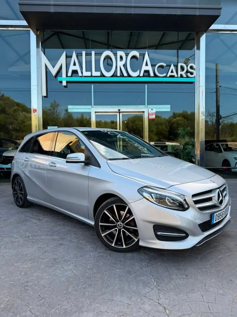 Mercedes-Benz B 200 d Gris - 2