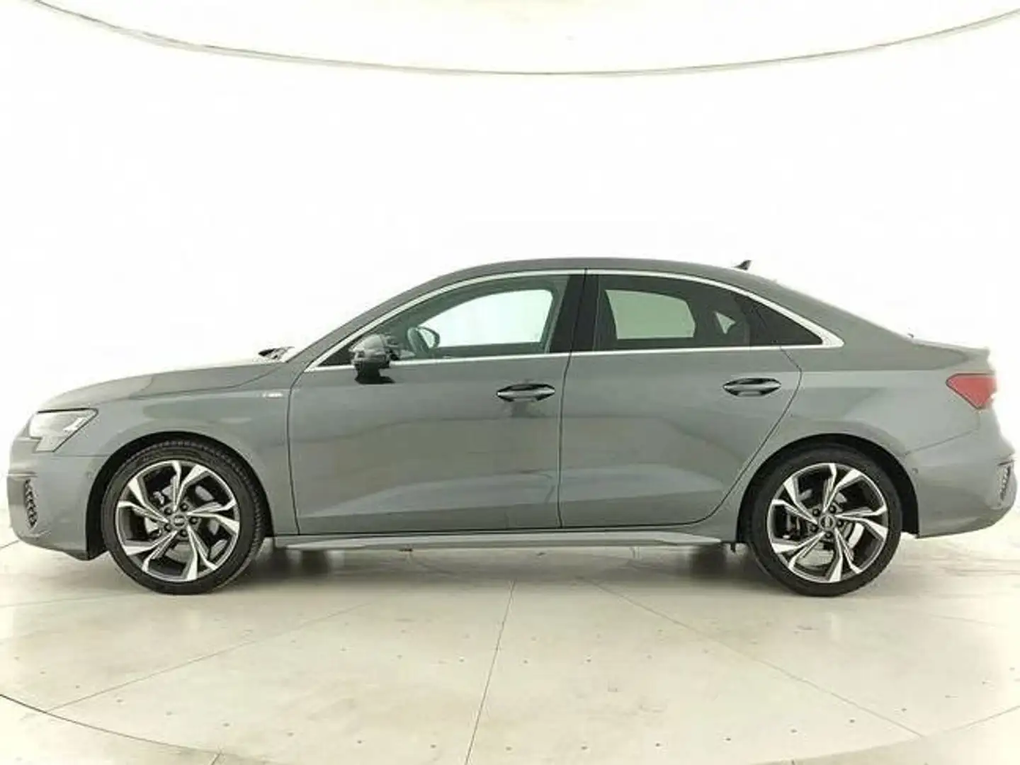 Audi A3 Sedan 35 2.0 tdi S line edition s-tronic Grigio - 2