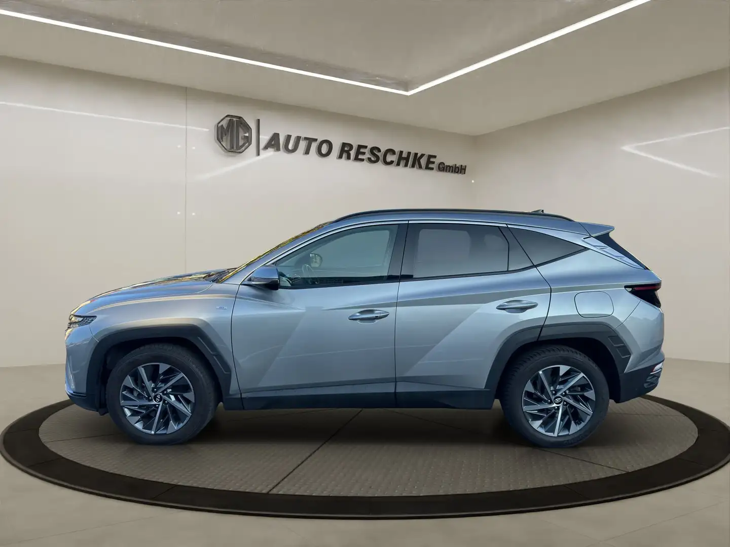Hyundai TUCSON Trend - 1.6 GDI Turbo 150PS (+48V-Hybrid) 2WD Gris - 2