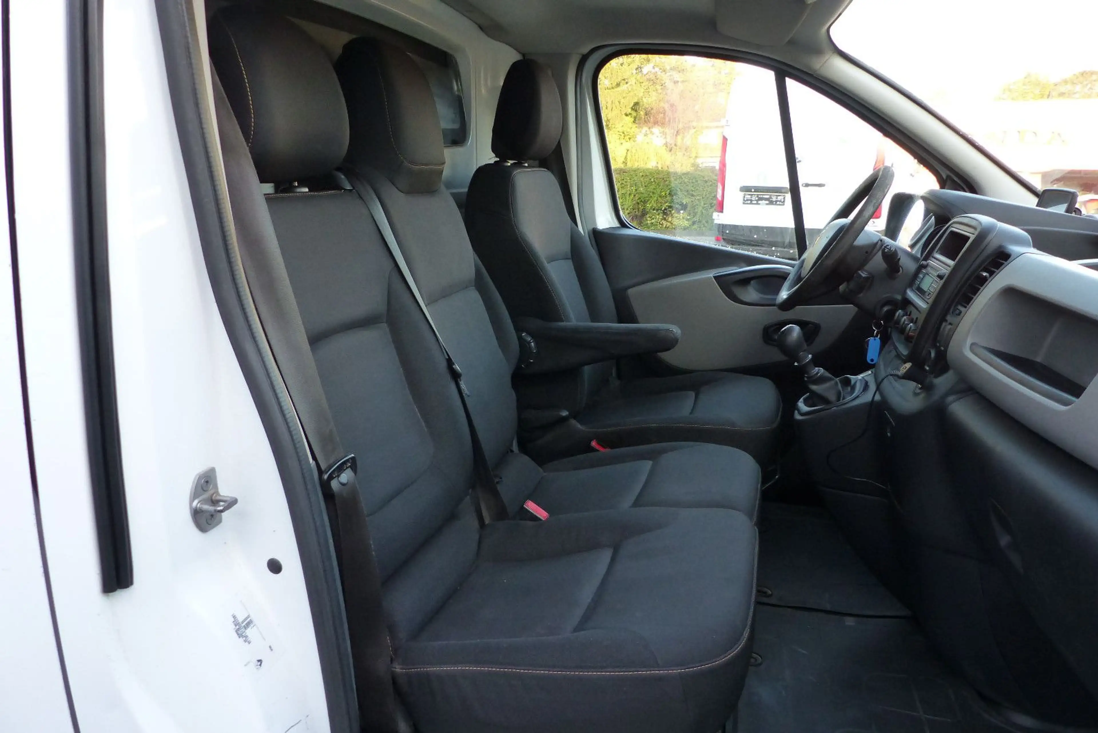 Renault Trafic Kasten 2,9t Komfort, HU/AU Neu, Klima — photo 12