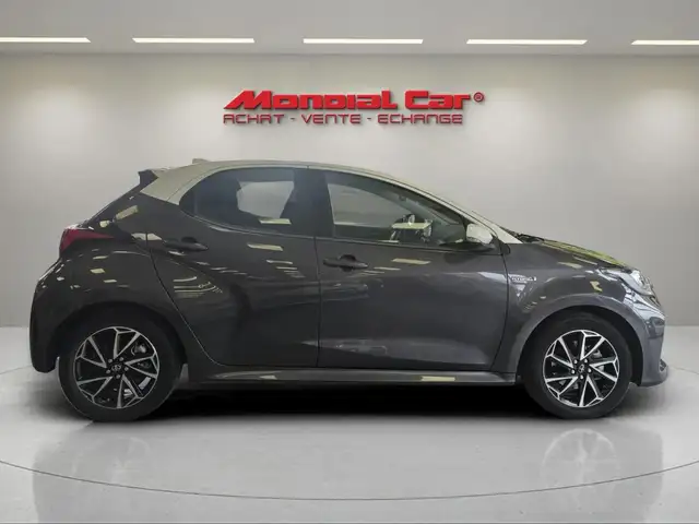 Toyota Yaris view 8