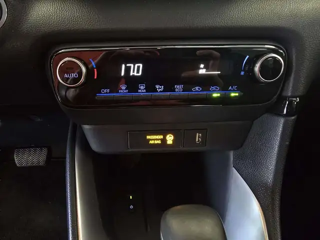 Toyota Yaris view 20