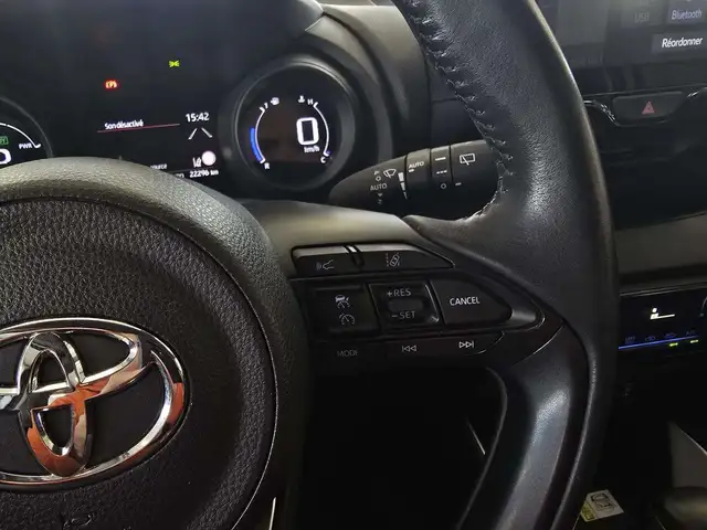 Toyota Yaris view 14