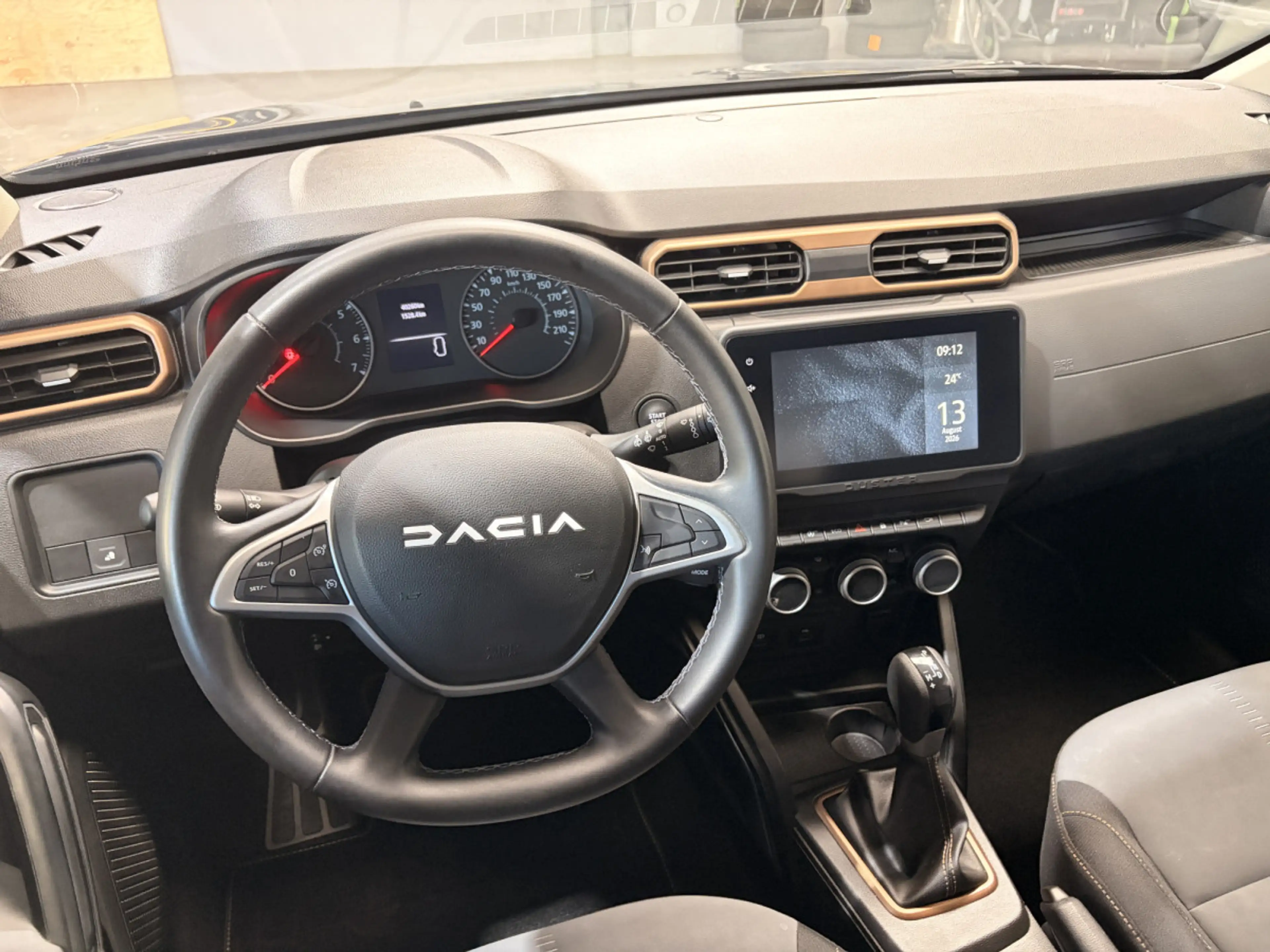 Dacia Duster 1.3 TCe Extreme 150HP — photo 9