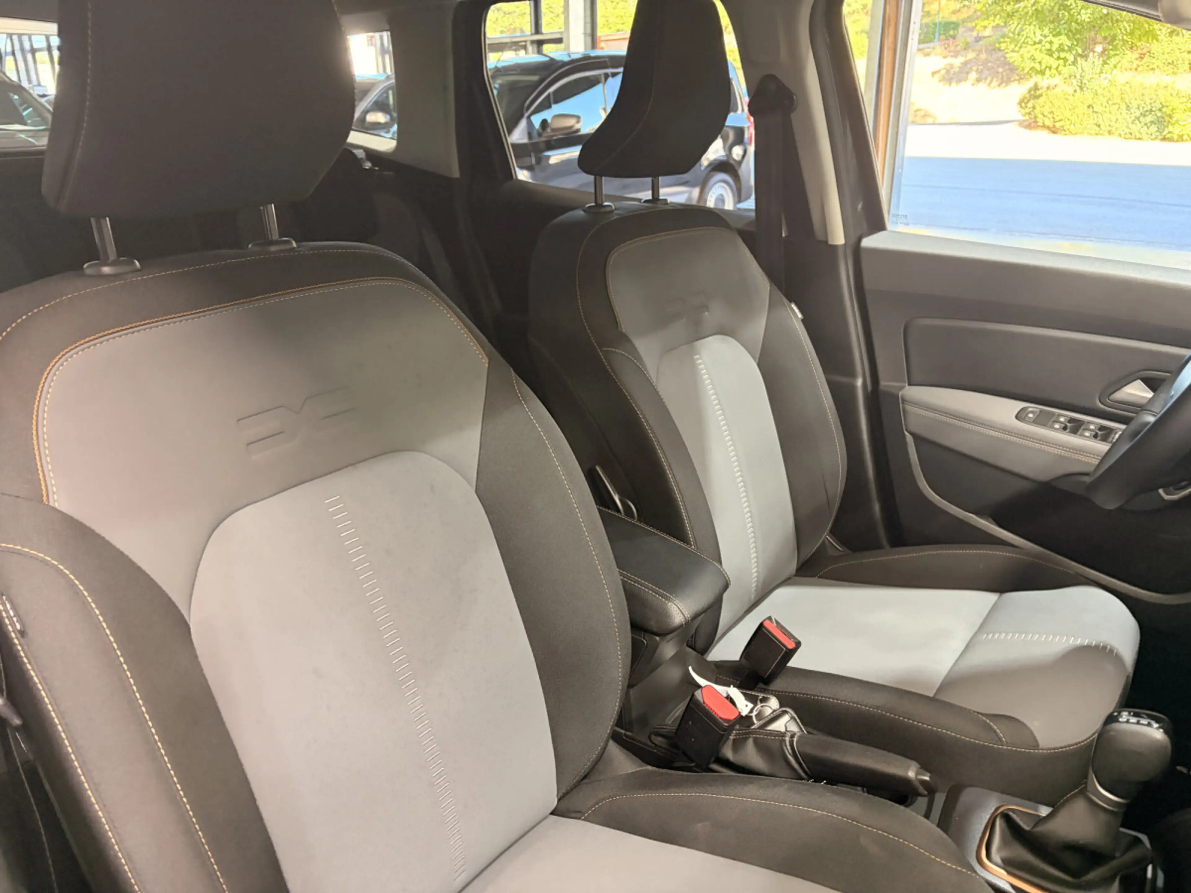 Dacia Duster 1.3 TCe Extreme 150HP — photo 11