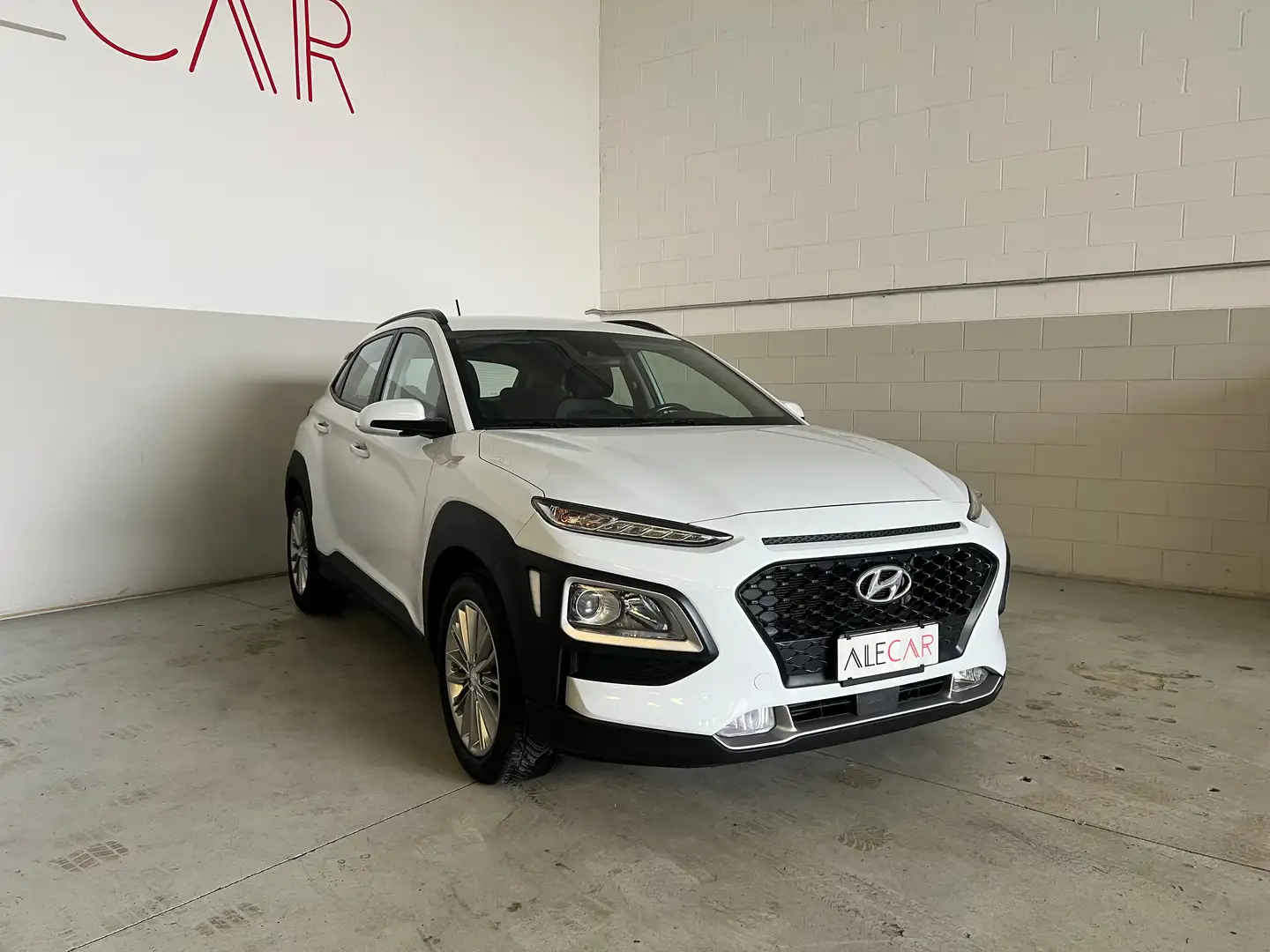 Hyundai KONA Kona I 2017 1.6 crdi Style 2wd 115cv Bianco - 2