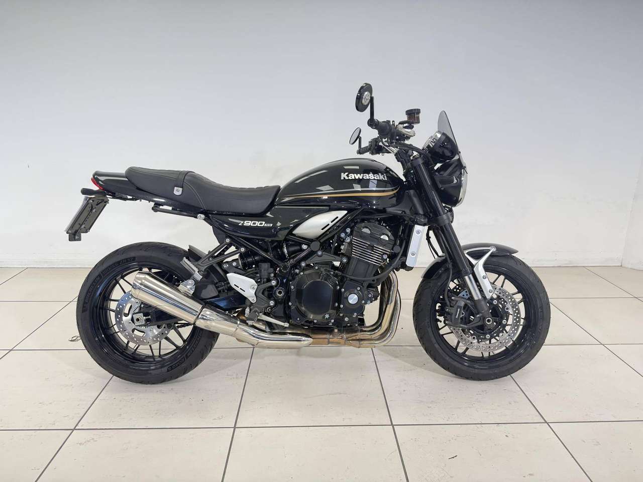 Kawasaki Z 900 RS Black