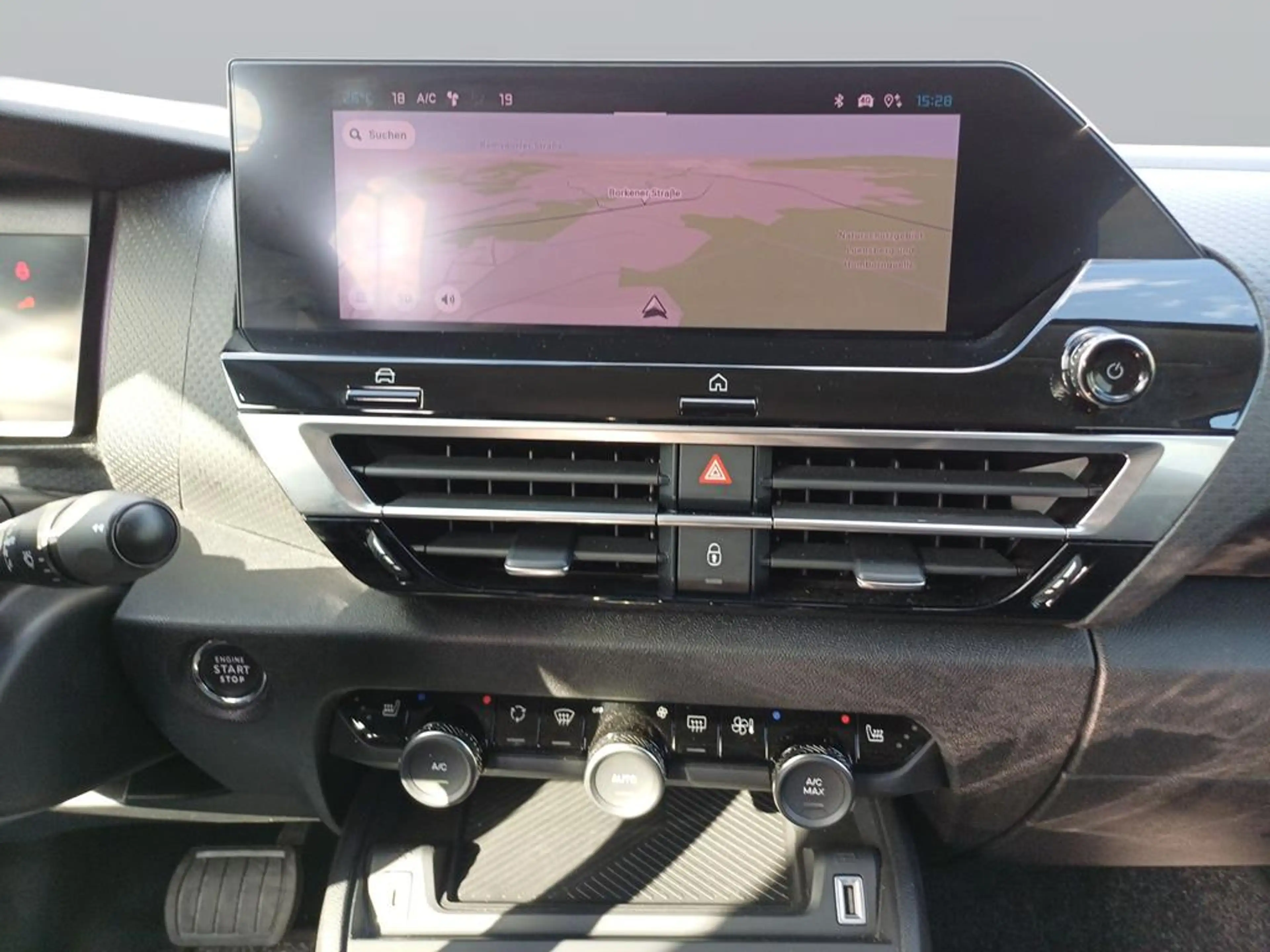 Citroen C4 Shine — photo 12