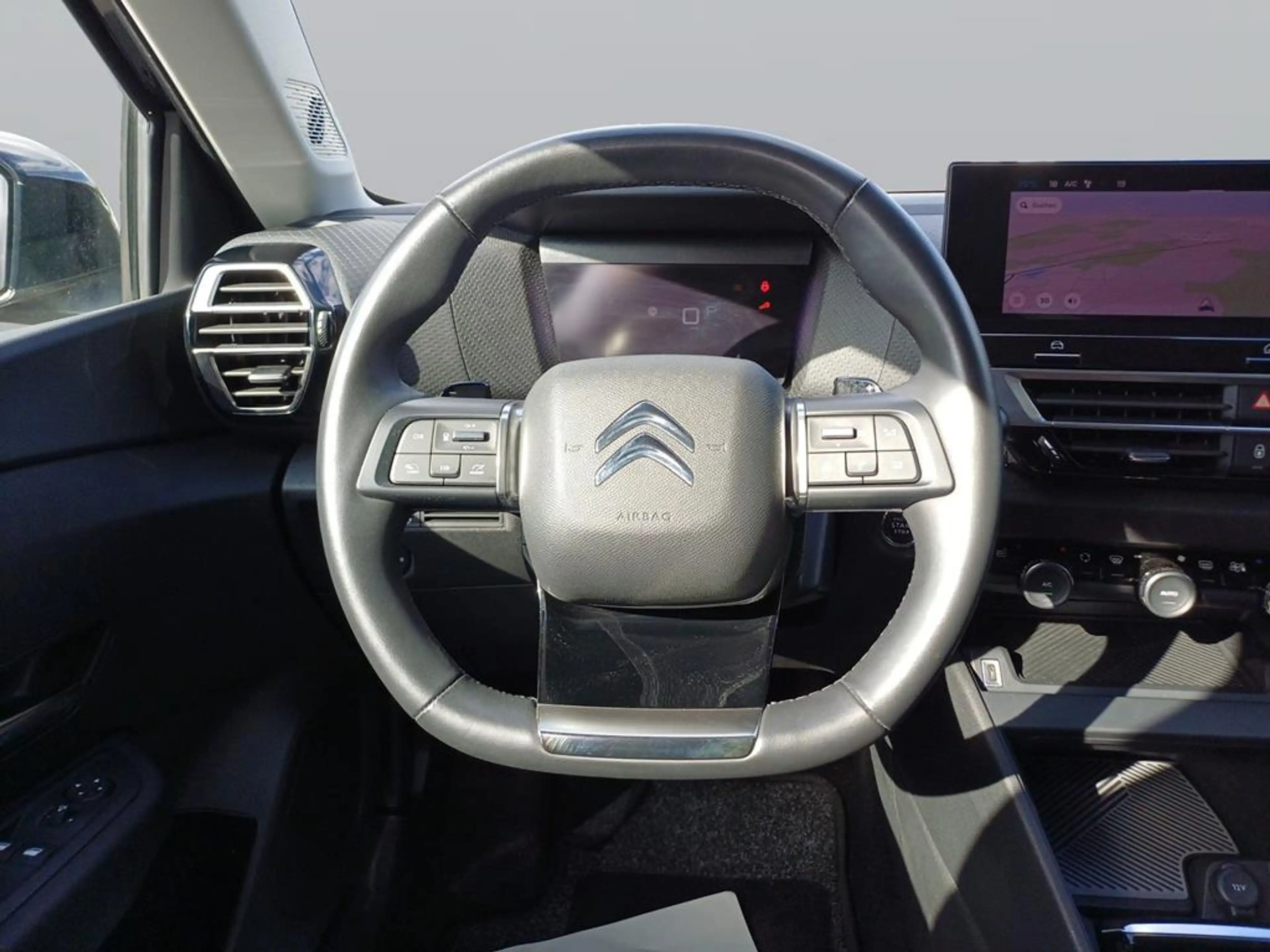 Citroen C4 Shine — photo 13