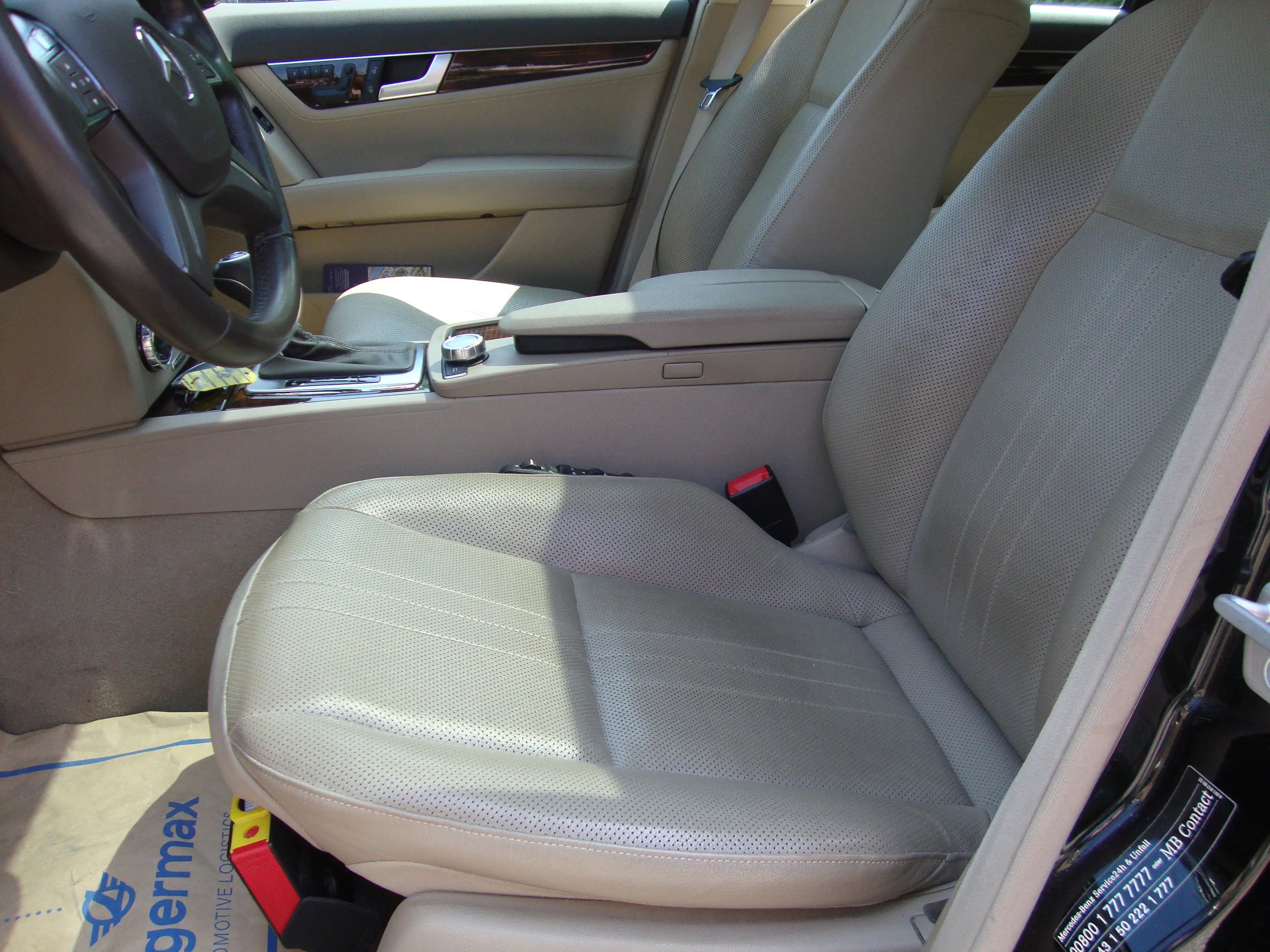 Mercedes-Benz C 350 C 350 CGI BlueEfficiency 4Matic (204.088) — photo 13