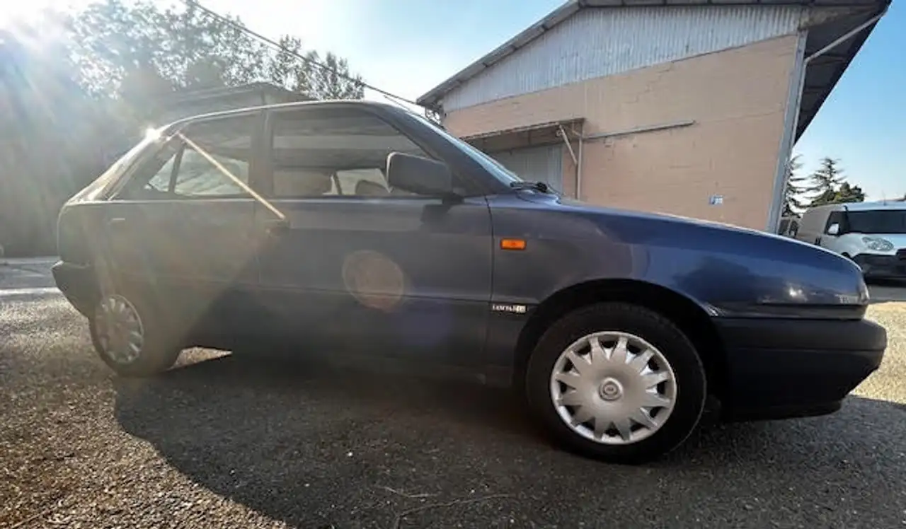 Lancia Delta 1.6, foto 2