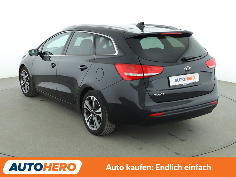Kia Ceed / cee'd 1.6 GDI Platinum Edition Aut.*PANO*NAVI*TEMPO* — photo 4