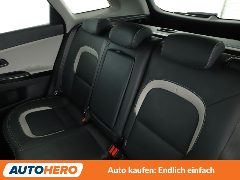 Kia Ceed / cee'd 1.6 GDI Platinum Edition Aut.*PANO*NAVI*TEMPO* — photo 14