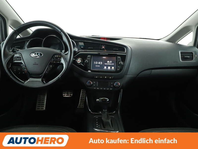 Kia Ceed / cee'd 1.6 GDI Platinum Edition Aut.*PANO*NAVI*TEMPO* — photo 12