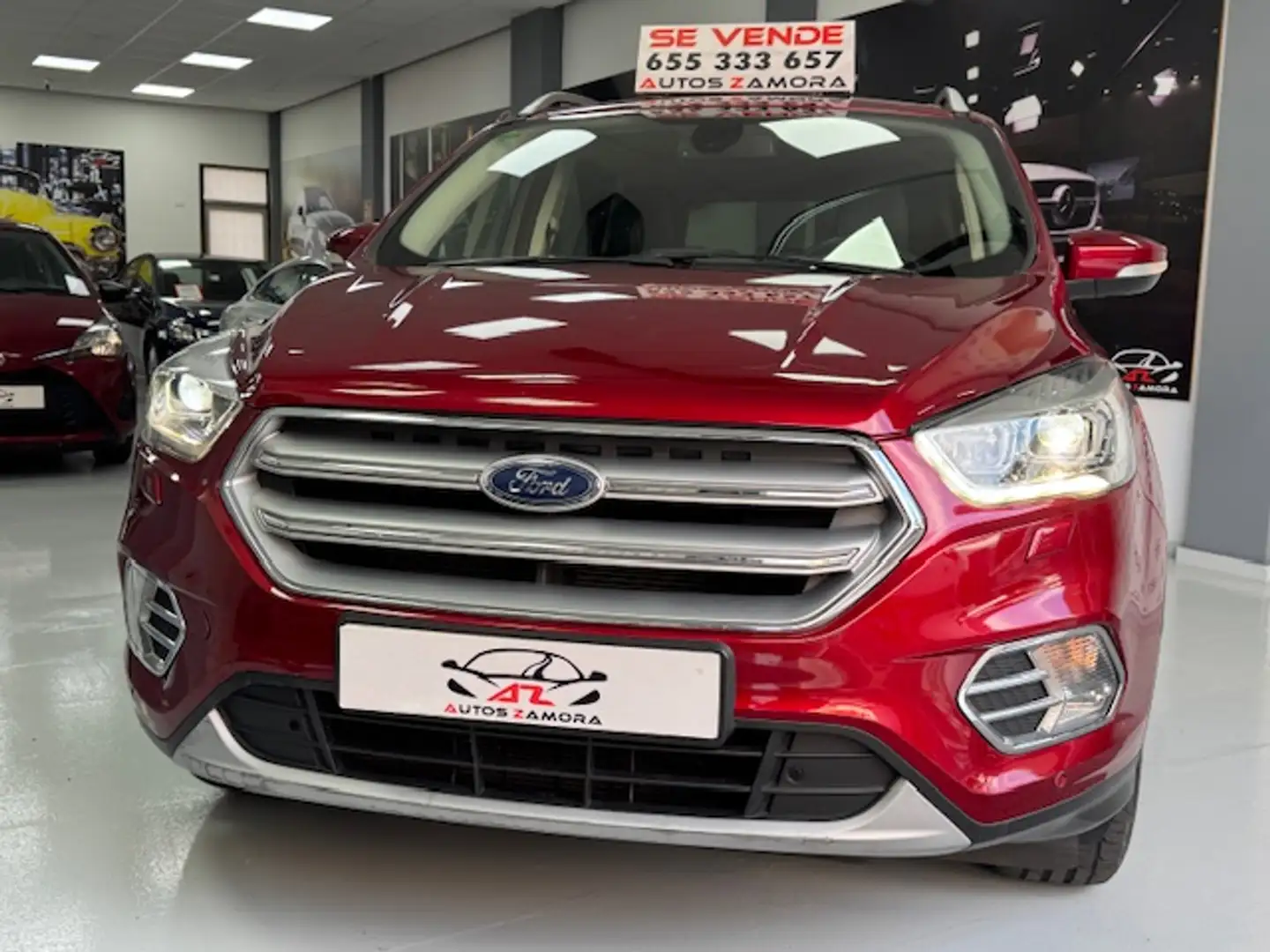Ford Kuga 1.5 EcoB. Auto S&S Trend+ 4x2 150 Burdeos - 2