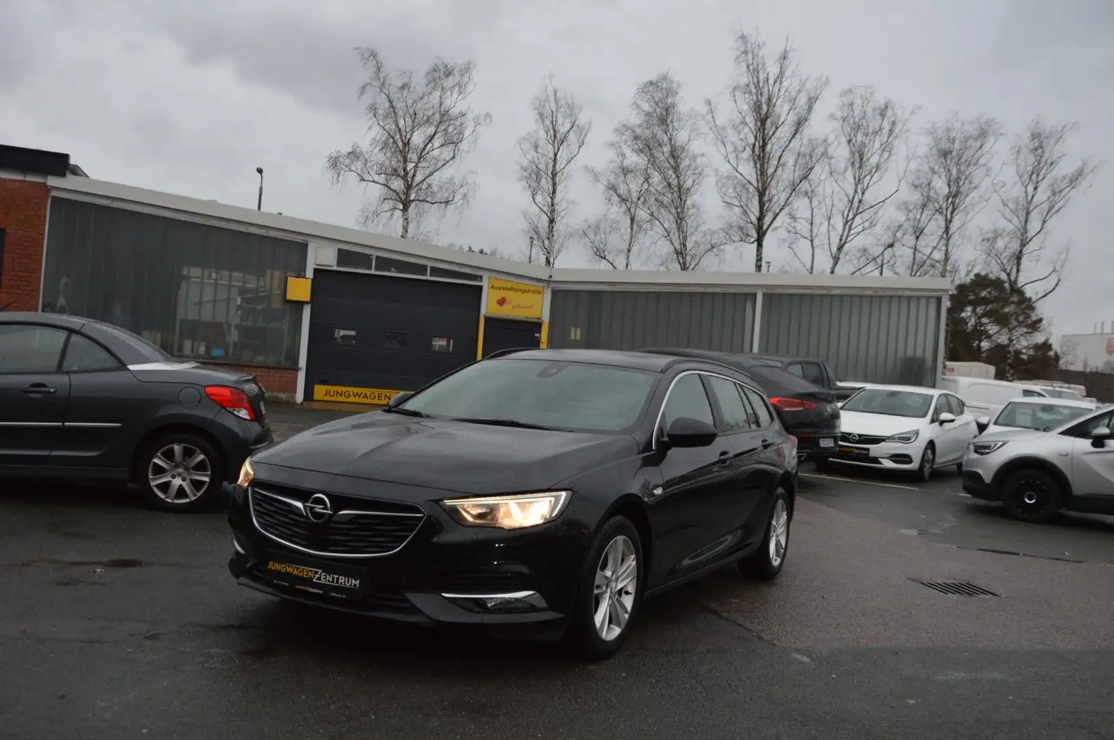 Opel Insignia B ST 2.0D NAVI"CarPlay"HuD"KeyGo" Schwarz - 1