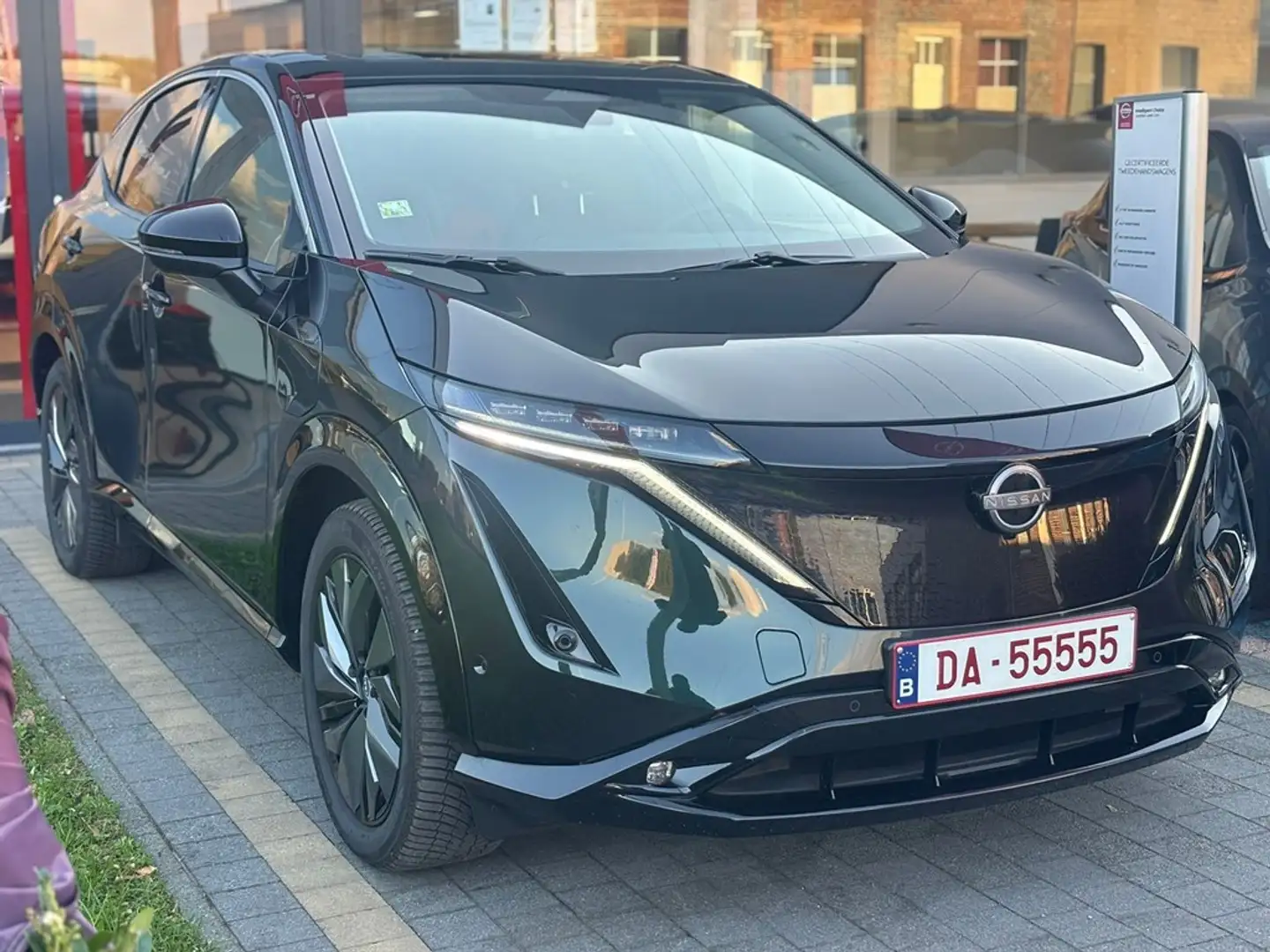 Nissan Ariya EVOLVE Vert - 2
