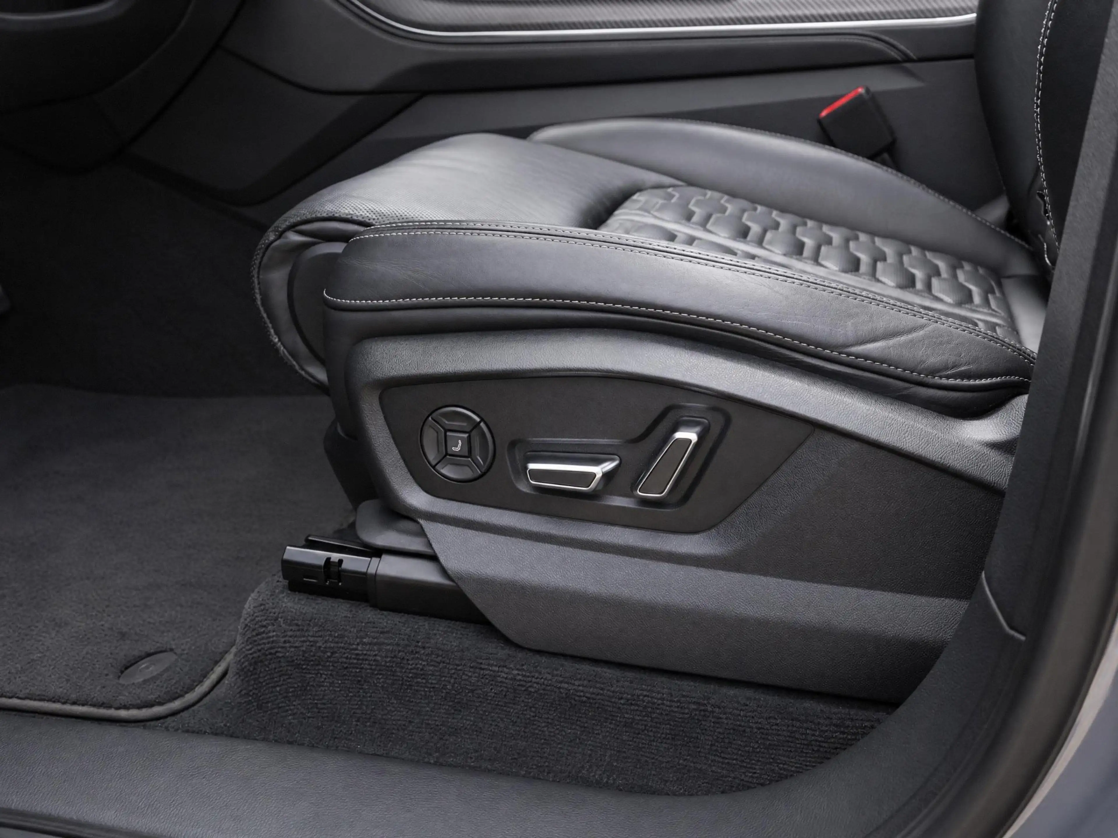 Audi RS Q8 4.0 TFSI Q8 quattro |Pano |Keramisch | Carbon Intr — photo 9