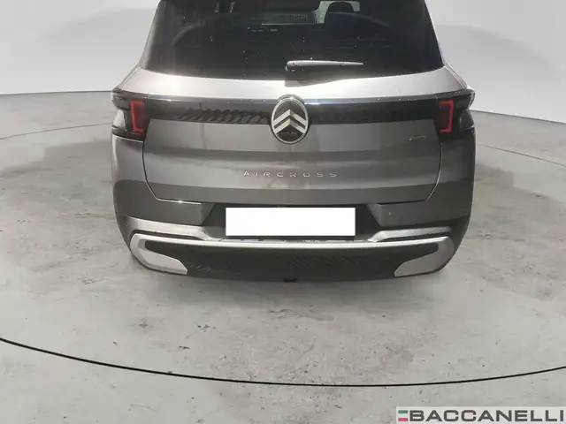 Citroen C3 Aircross view 3